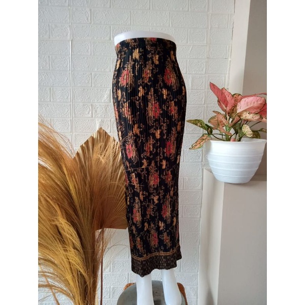 Rok Plisket Azalea / Rok batik panjang/ Rok plisket Batik