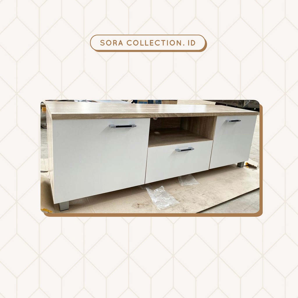 Rak TV / Meja TV Minimalis Pendek 3 Pintu Bahan Partikel Board
