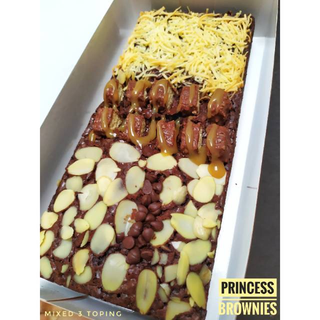 

Brownies Mix 3 Toping Premium Enak Murah