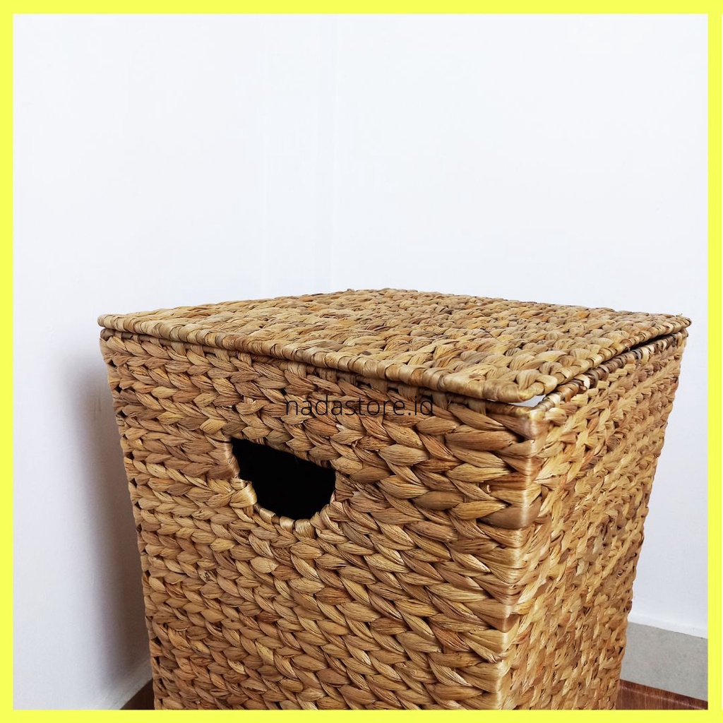 NADASTORE - WATER HYACINTH HANDWOVEN LIDDED LAUNDRY BASKET STORAGE FLIP COVER / KERANJANG BAJU ROTAN ANYAMAN ENCENG