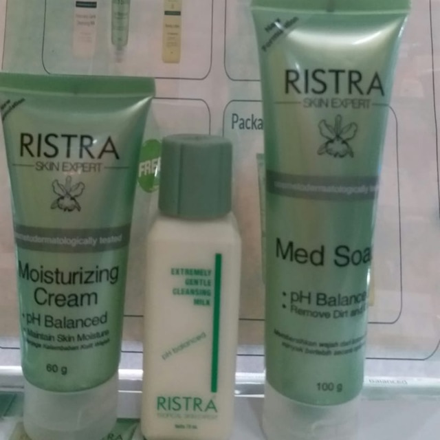 Ristra Moisturizing Cream Med Soap (tanpa hadiah)
