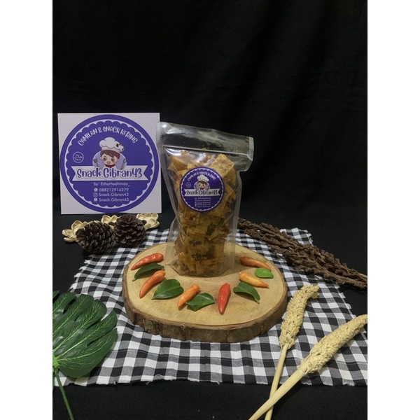 

Kerupuk Pangsiit ORI Daun Jeruk 150Gr