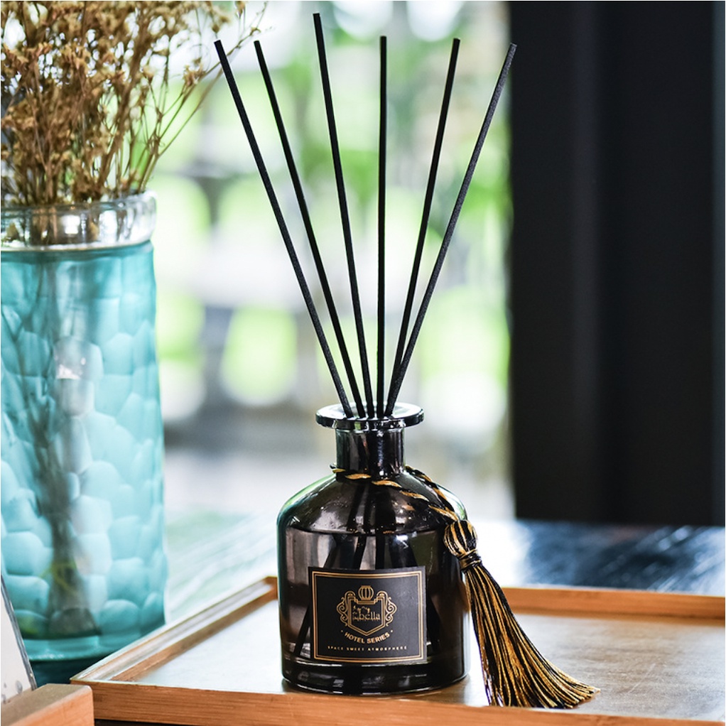 Black Series Reed Diffuser Aesthetic Pengharum Ruangan Aromatherapy Souvenir Hadiah Hampers