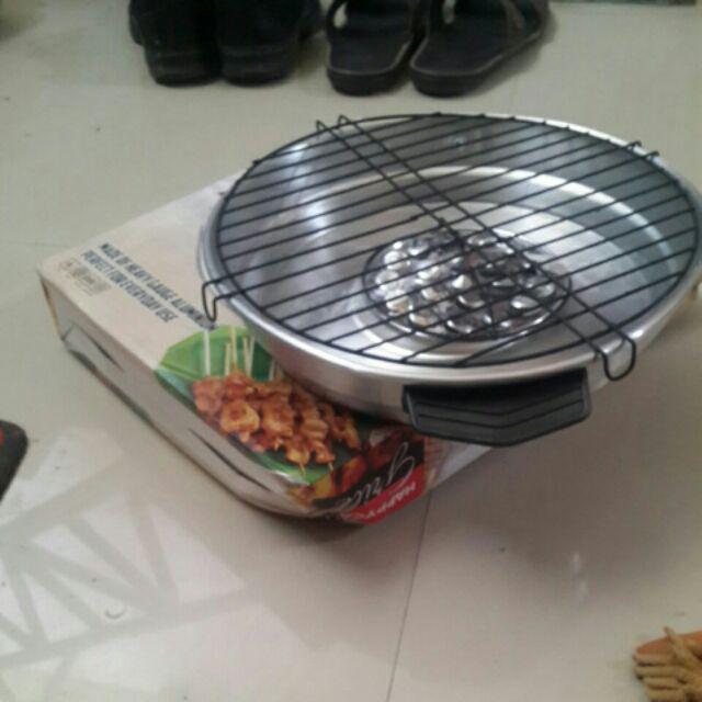 Pemanggang Sosis Dan Sate Roaster Memutar Grill Pan Serbaguna