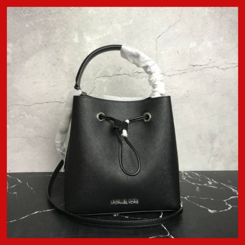 Jual Tas Wanita Michael Kors MK Suri Medium Bucket Bag Color Black SHW. Branded Original