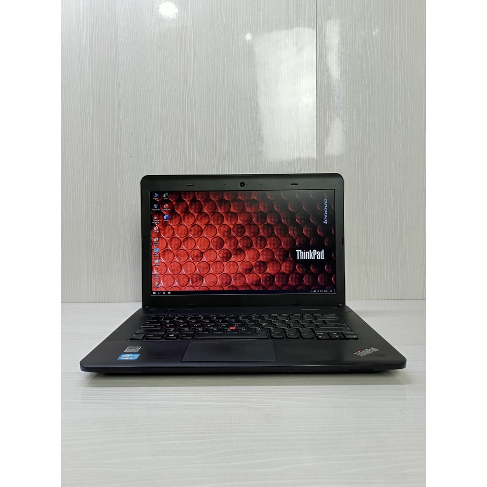 Laptop Lenovo Thinkpad Edge E431 Intel Core i5 Gen 3 Ram 8 Gb Ssd 256 Gb Render VGA