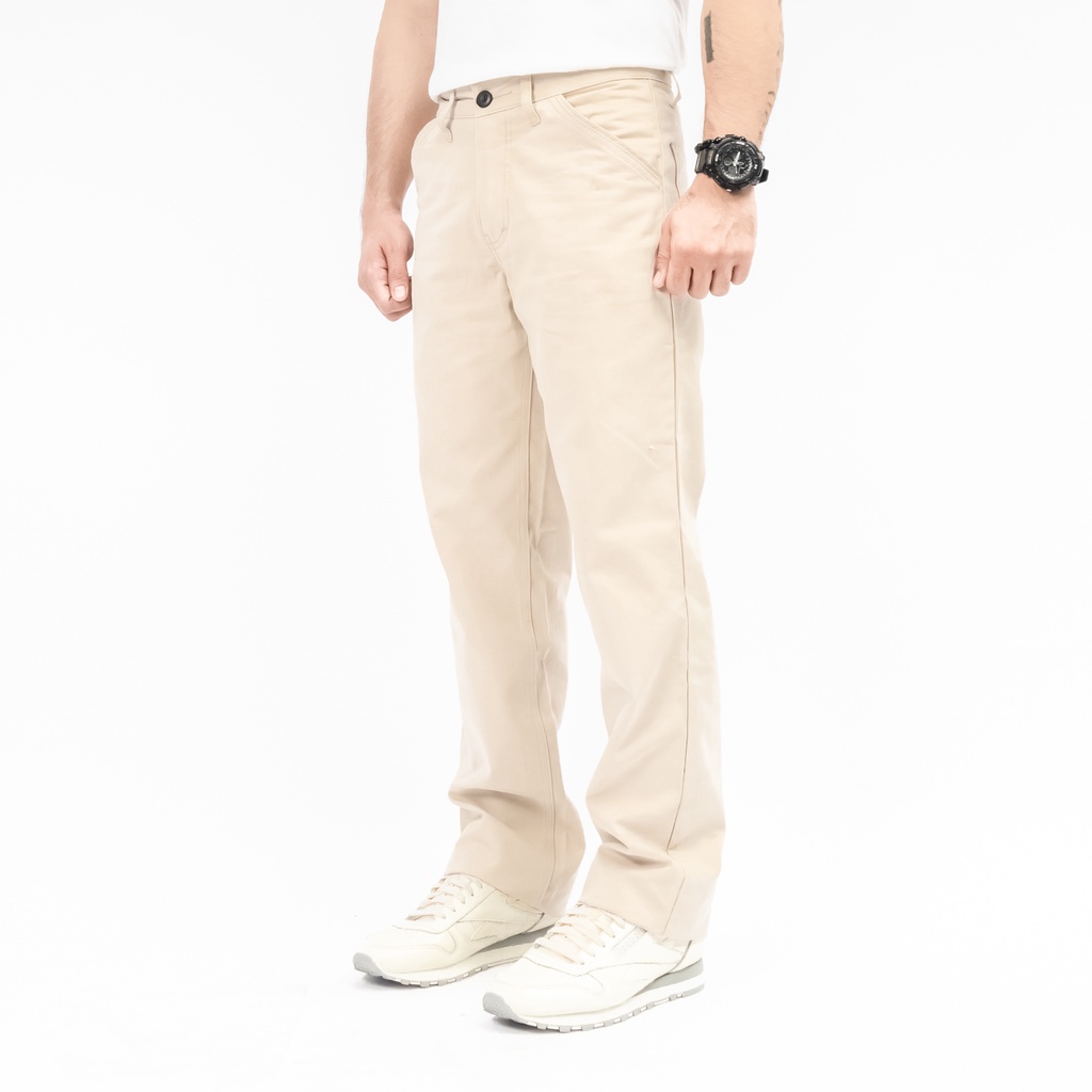 Gizmo Celana Chino Reguler Forthright Cream Loose Pants