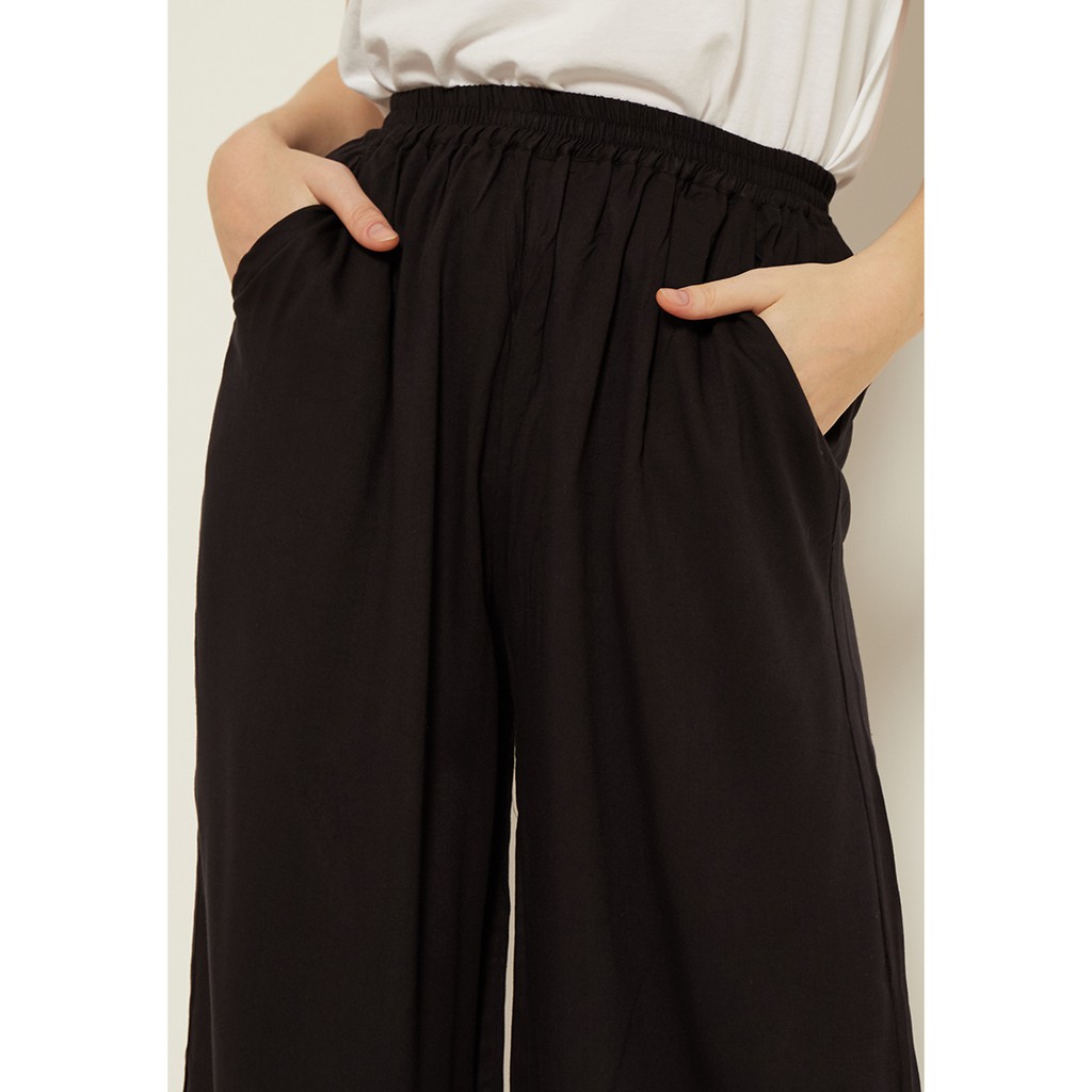 N&amp;A - JOURNAL 3/4 CULOTTES BLACK - Pakaian Wanita - Celana Sehari-Hari