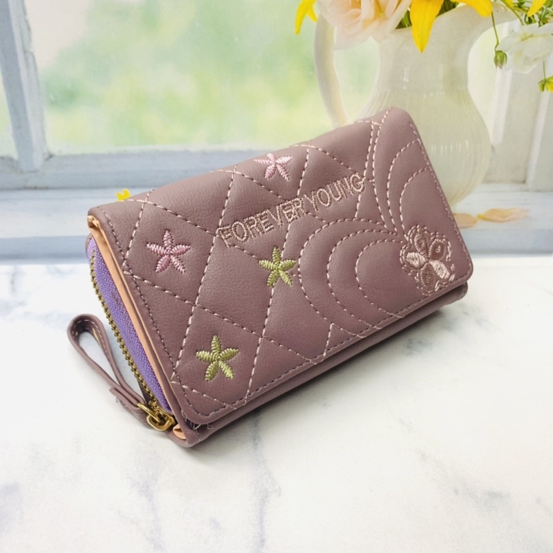 DOMPET WANITA BORDIR SEDANG IMPORT KOREAN STYLE UKURAN PANJANG SEDANG MODEL LIPAT 3 DENGAN RESLETING/ZIPPER