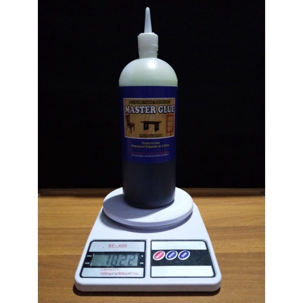 

1 doz Master Glue 1000 gr || Lem PU, Lem Kayu Basah, Lem Madu, Lem Busa