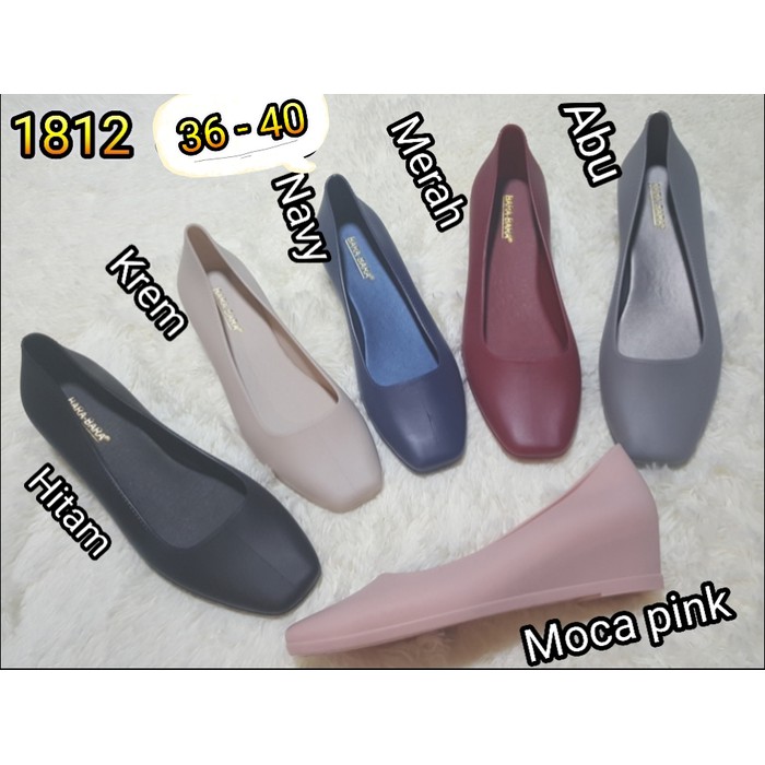 Wedges Santai Main Mall Korea Wanita Datar Flatform Lucu Sepatu W P40K7  Jelly Shoes Wedges Bara B