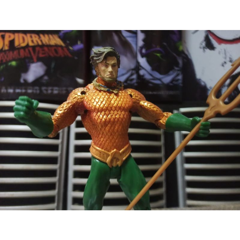 mainan anak Aquaman figure