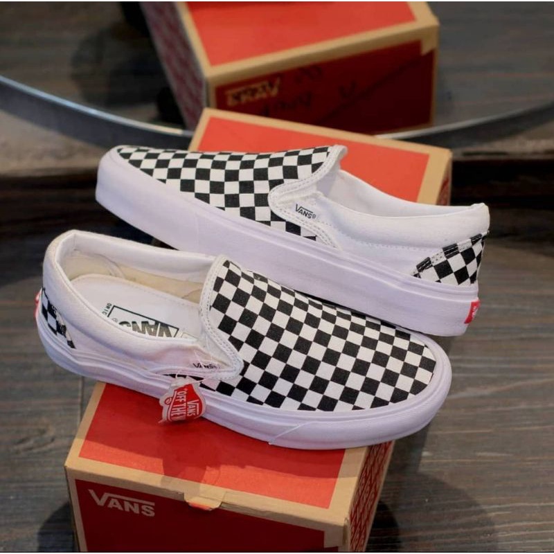 SEPATU VANS CHEAKERBOARD SLIP ON KLASIK PRIA DAN WANITA SIZE 36-44