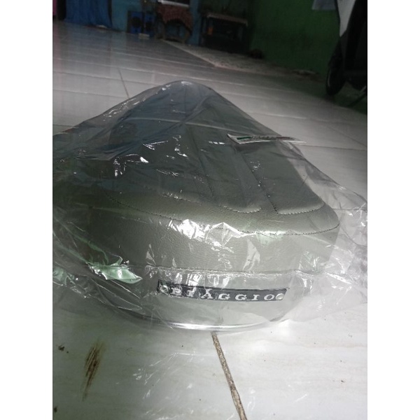 JOK VESPA PANJANG PIAGGIO TIMBUL JOK SAMBUNG VESPA