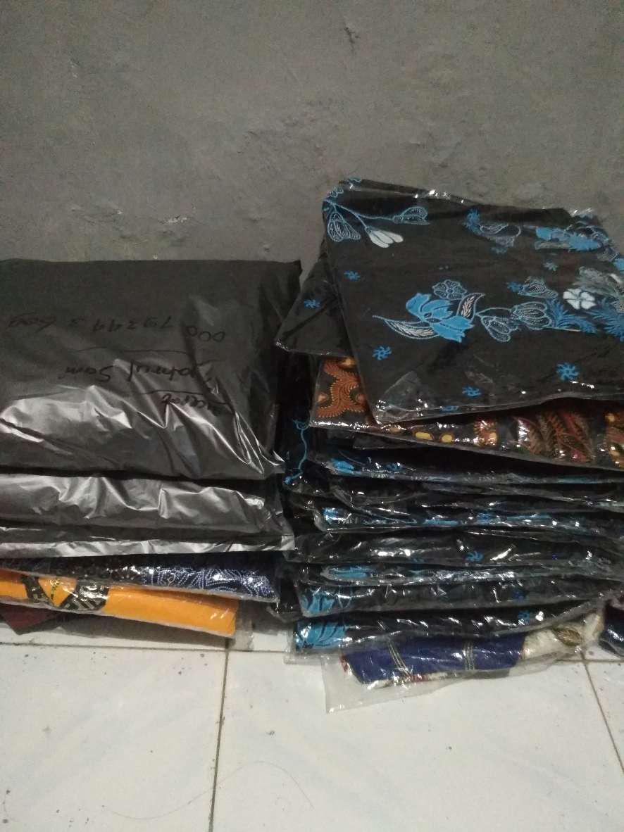 Batik Solehah Kebaya Couple Tunangan Batik Couple Kebaya Brokat - Maura Couple - Sania Ruffle