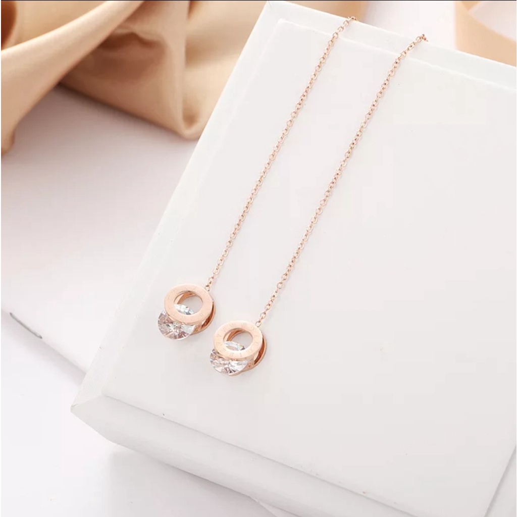 Anting Drop Titanium Rumbai Roman Bulat Angka Romawi Rose Gold, Gold dan Silver
