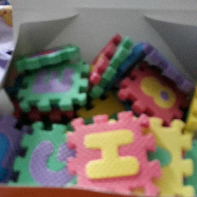 36pcs / Set Karpet Alas Lantai Mini Dengan Bahan Halus Dan Gambar Motif Alfabet