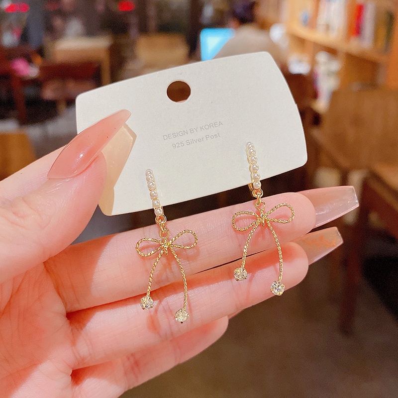 Anting Tusuk Gantung Bahan Sterling silver 925 Desain Pita + Mutiara + Berlian Untuk Wanita
