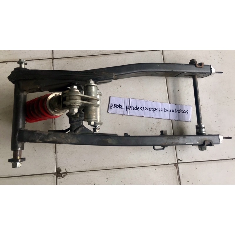 Swim Arm New CBR 150r Swing Arm Sama Shockbreaker New CBR 150r LED Original