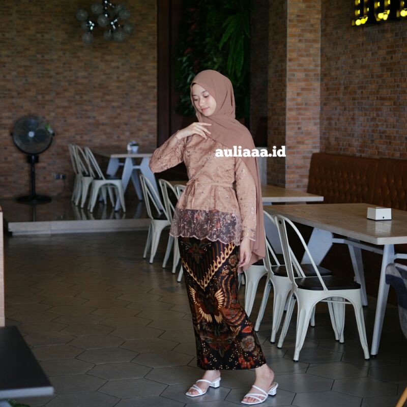 BATIK KEBAYA COUPLE ADELIA