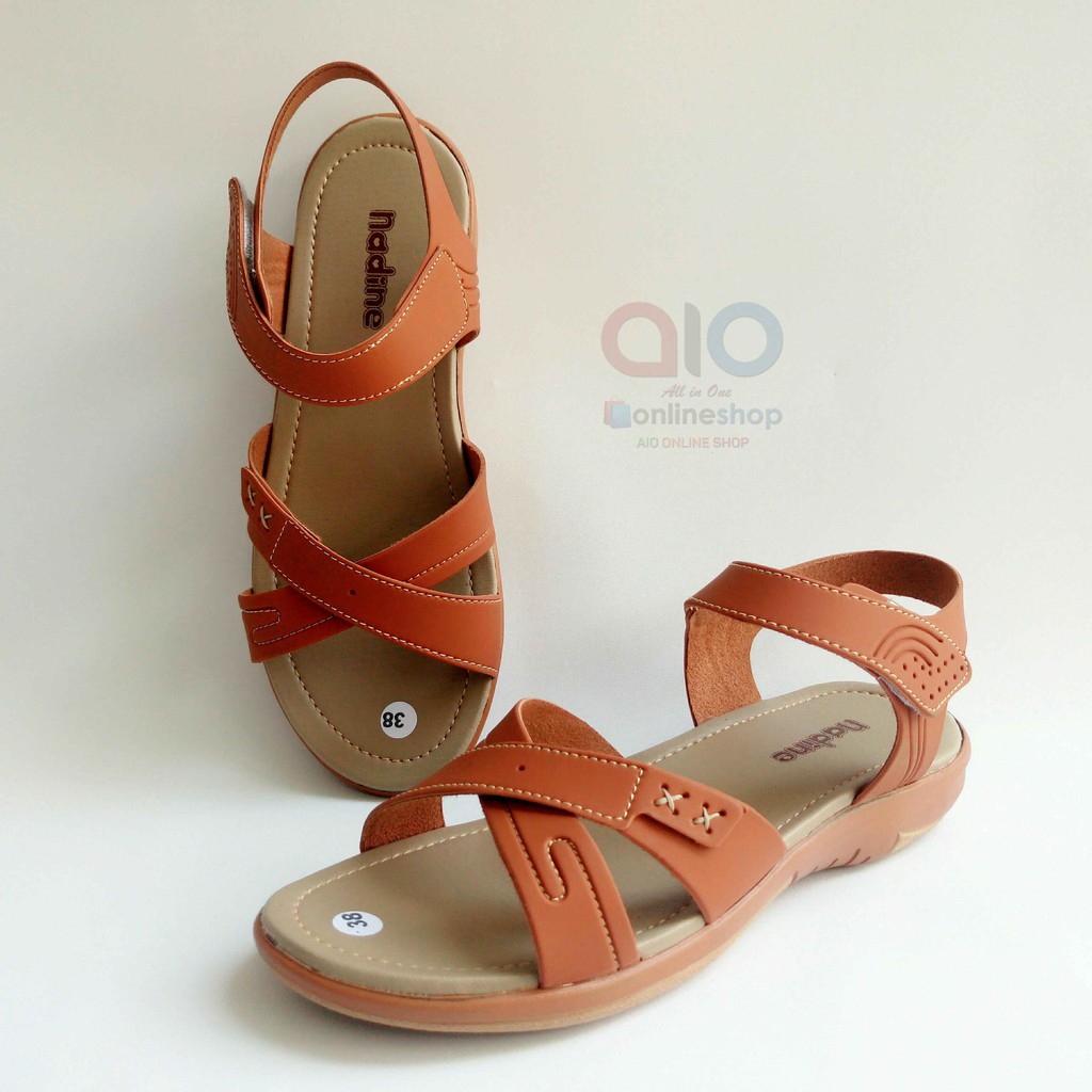 Nadine Sandal Let 37-40 Kulit Flat Wanita Fashion Slop Tali Casual Perempuan 2 Cm Kulit Sintetis N06