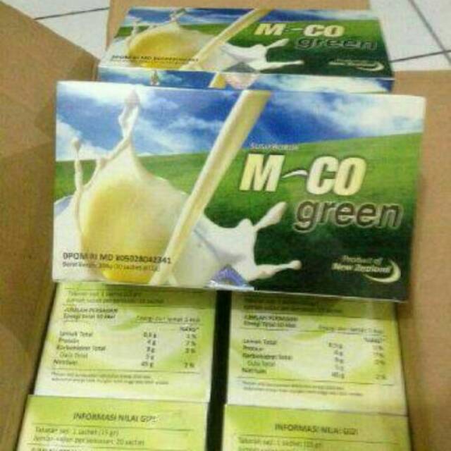 M-CO GREEN COLOSTRUM susu bubuk