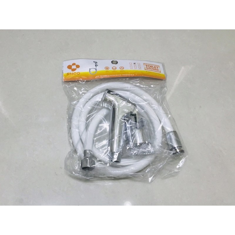 Toilet Shower Jet Bidet Kloset / Shower Cebok Kamar Mandi Set Closet Chrome