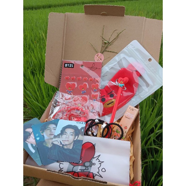 

TERMURAH!! GIFT BOX HEMPERS BT21 EDITION MURAH!! | hempers birthday murah!!