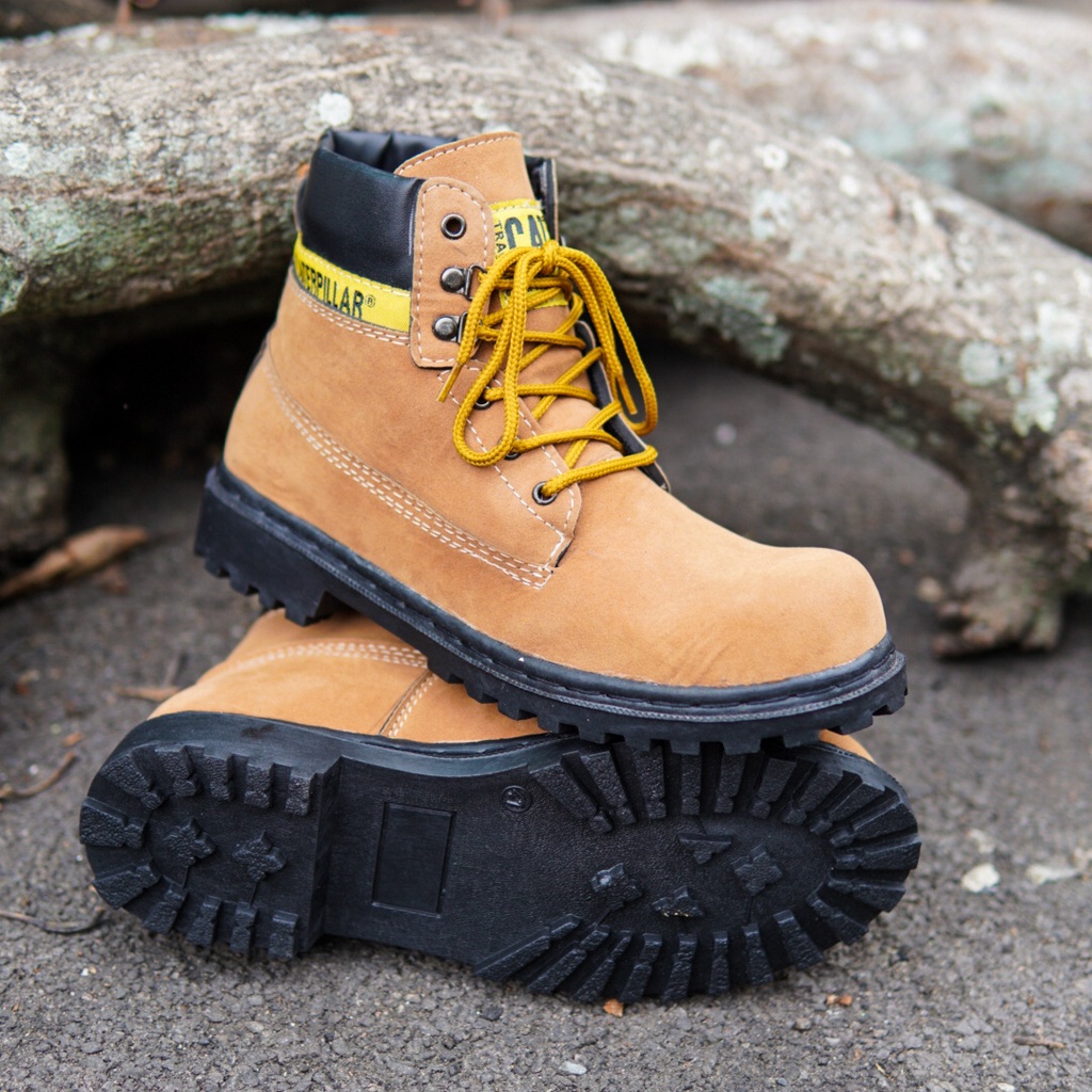 ( BISA COD ) sepatu pria boots safety  kerja lapangan sepatu haiking motoran Caterpillar SBY tinggi  Murah