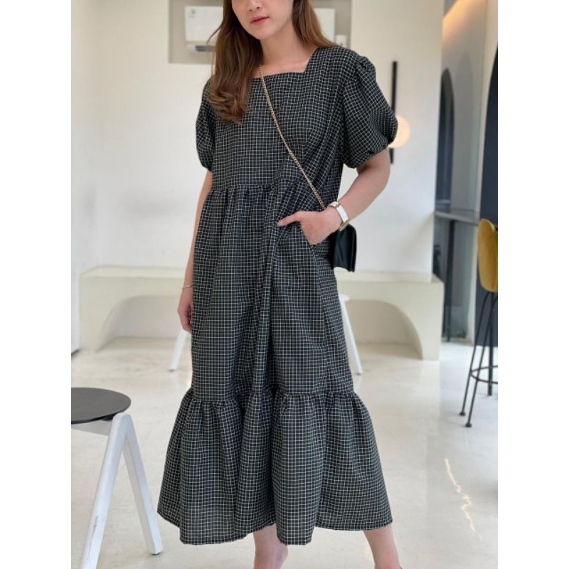 maxi dress black poplin plaid consenso