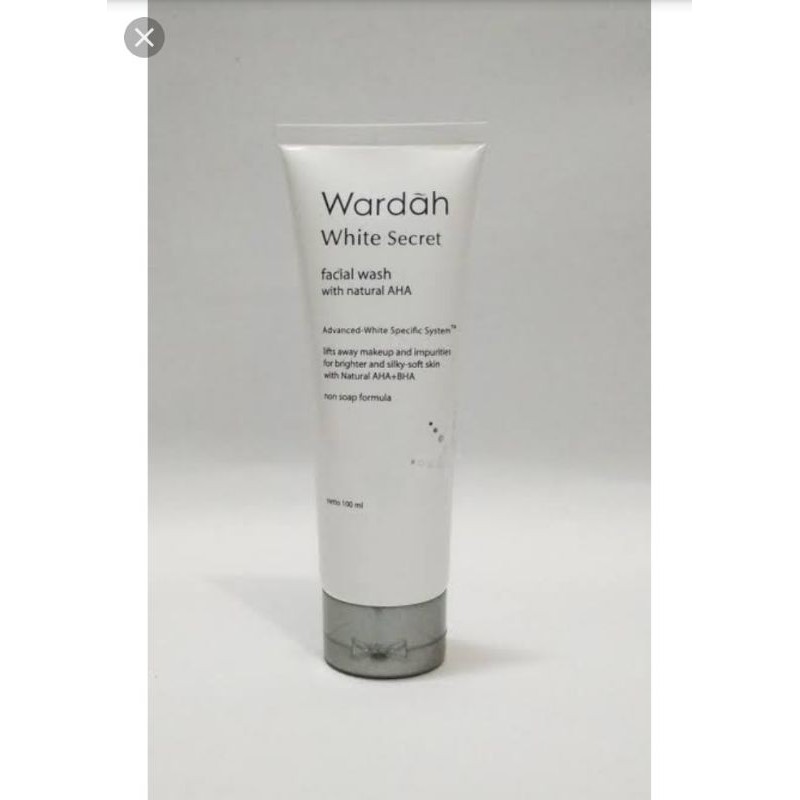 Wardah Crystal Secret Facial Wash