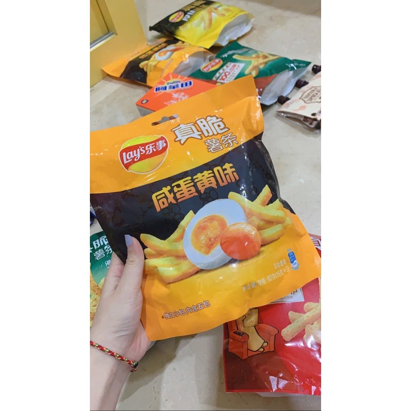 

Lays French Fries salted egg/ tomato