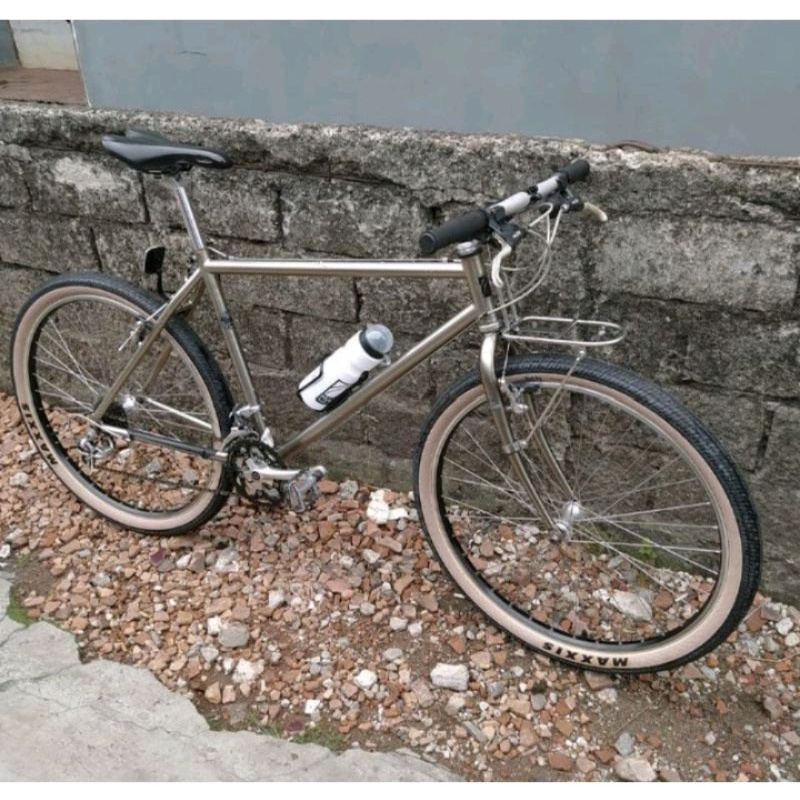 rak sepeda pannier depan aksesoris sepeda