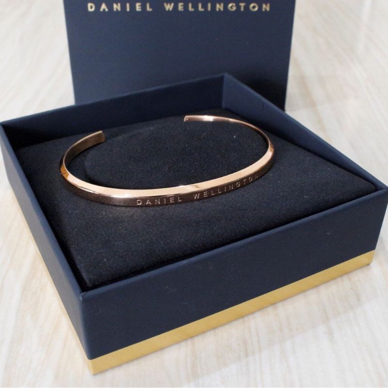 Gelang Daniel Wellington Gold