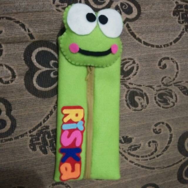 

Tempat pensil