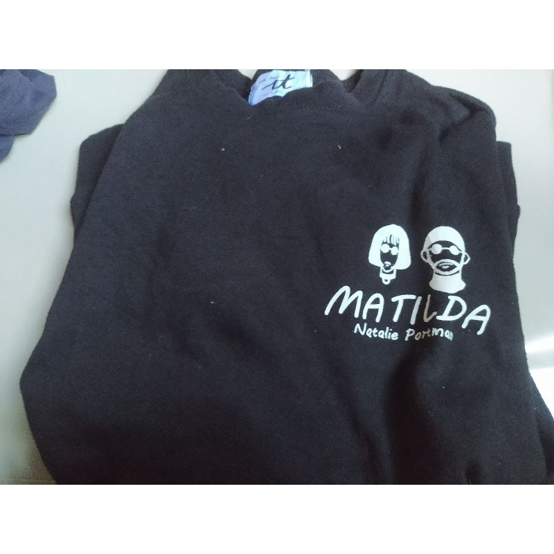 crewneck matilda + topi mlb