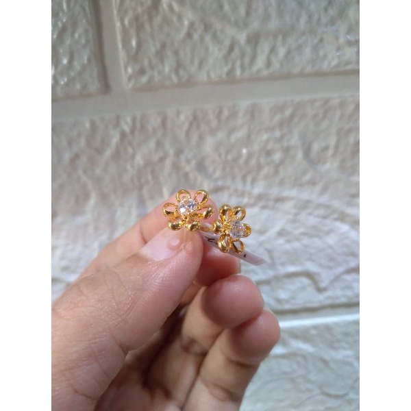 giwang model flower permata elegant emas asli