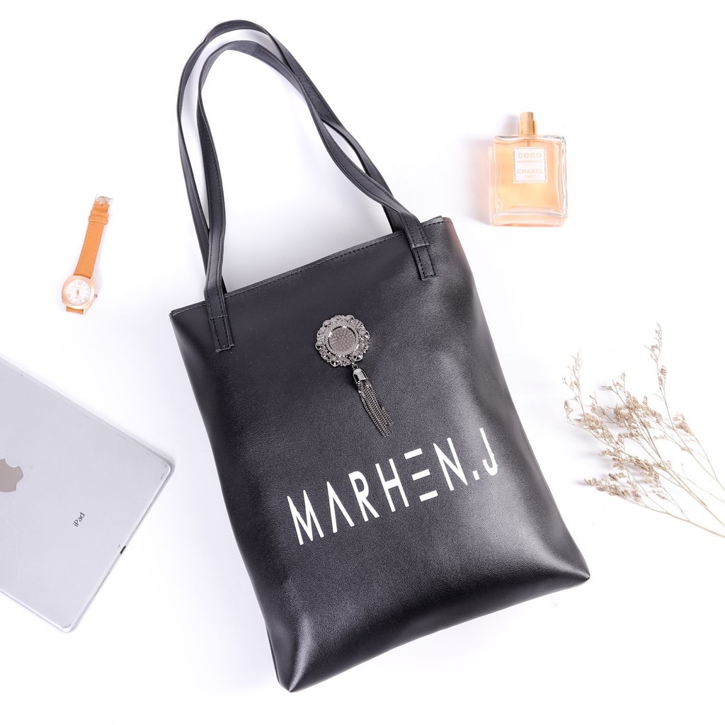 BISOBISI TOTE BAG MINISO ADELIN