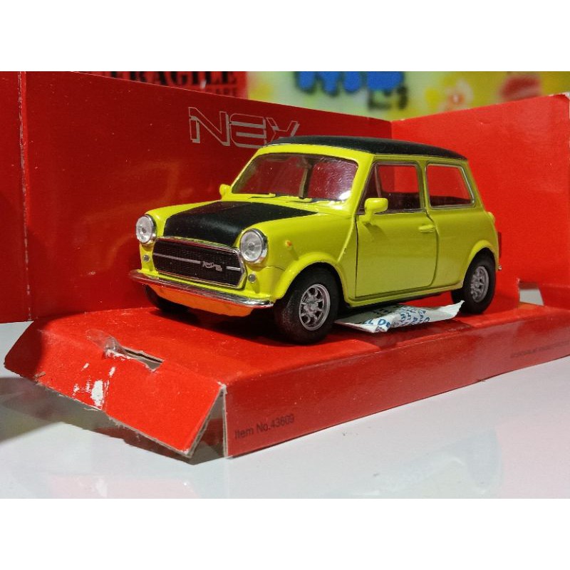 diecast welly morris mini cooper custom mr bean
