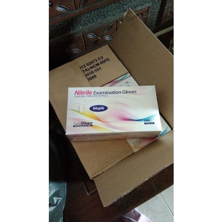 nitrile examination gloves