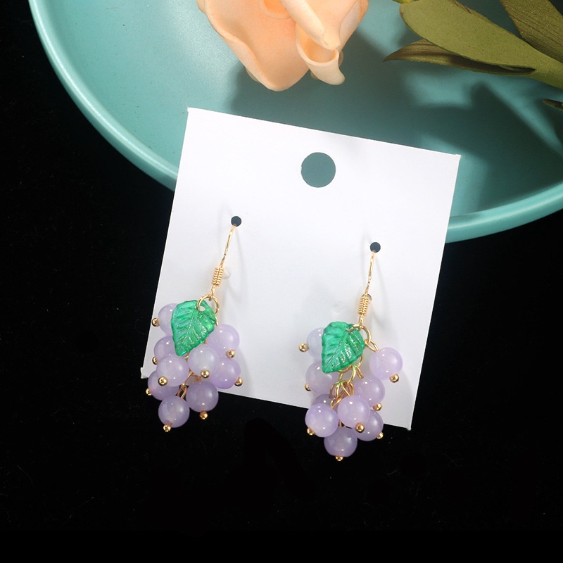 Anting Kait Desain Buah Anggur Warna Ungu Untuk Wanita