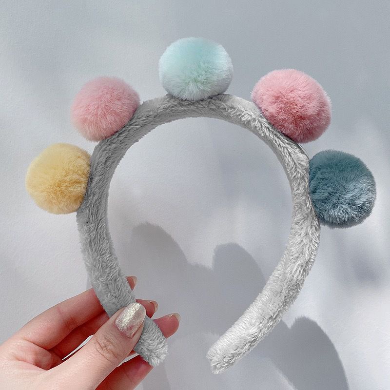 BD0052 BANDO WANITA FASHION MOTIF BOLA BULU POMPOM