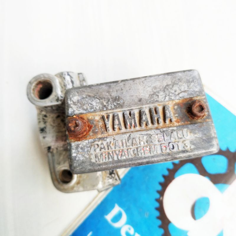 Tutup master rem cakram rxz rzr rx king lama rx spesial rxk original bekas