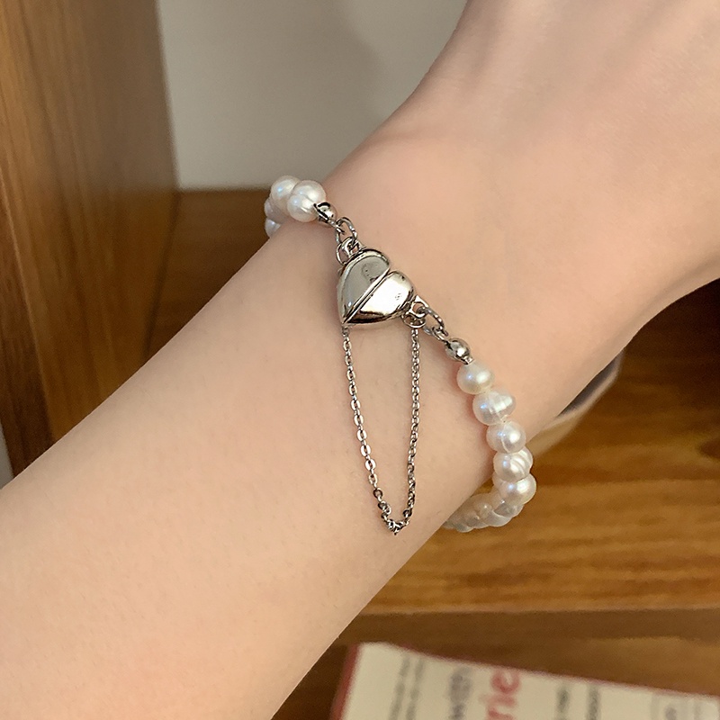 YEEZII Gelang Rantai Magnetik Liontin Mutiara Hati Warna Silver Untuk Wanita