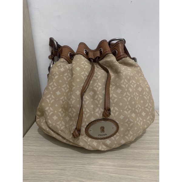 fossil maddox cocnag bucket bag