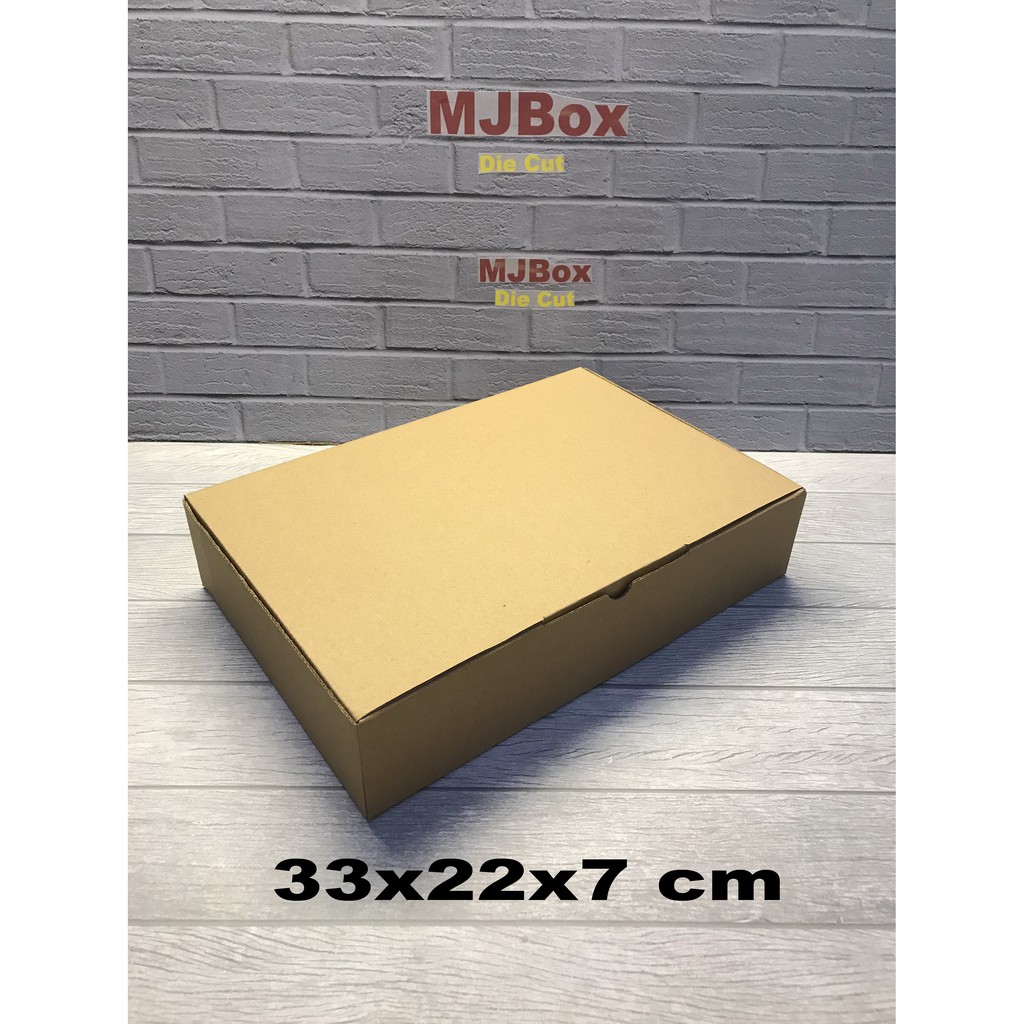 

kardus Uk. 33x22x7 cm.......Kardus karton model box Pizza