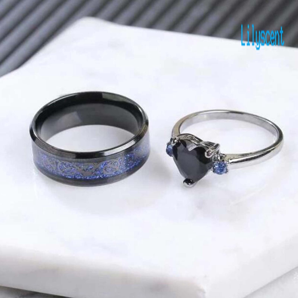 2pcs / Set Cincin Bahan Alloy Permukaan Halus Aksen Batu Permata Imitasi Bentuk Hati Untuk Pasangan