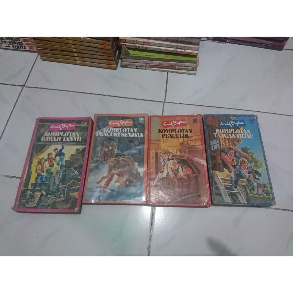 Novel Seri Komplotan - Enid Blyton - paket