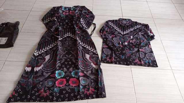 Batik Couple Keluarga Sania Ruffle Ori Ndoro Jowi Dnt Motif Kupu Putih