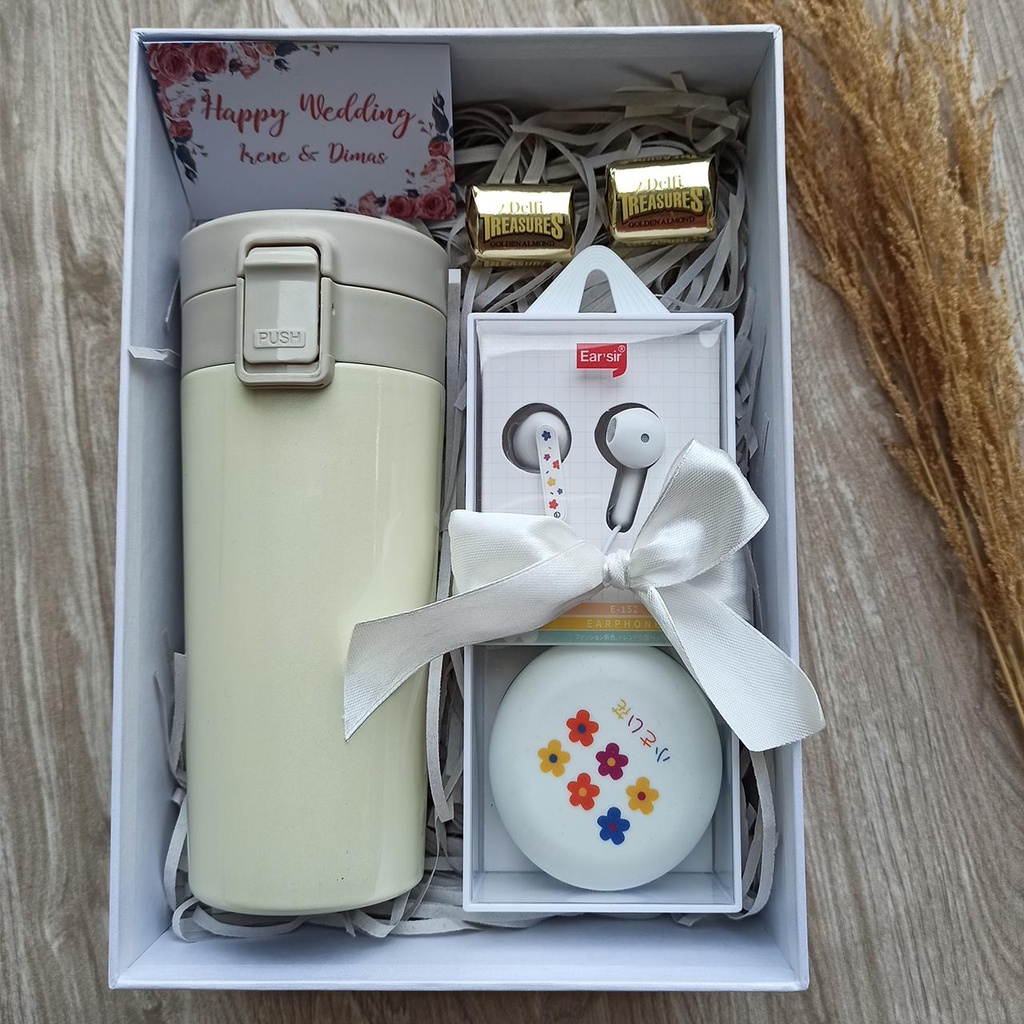 

Blissbox Warm White (Hampers/Gift Box /Kado UlTah/Kado Wisuda/Kado Anniversary/Souvenir)